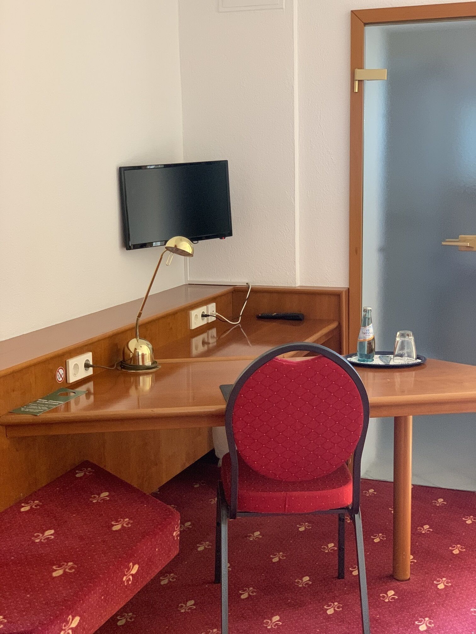 standard single room | television