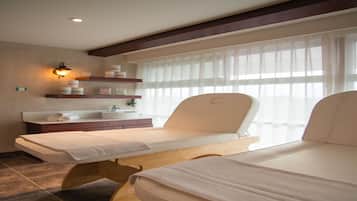 Couples treatment room(s)