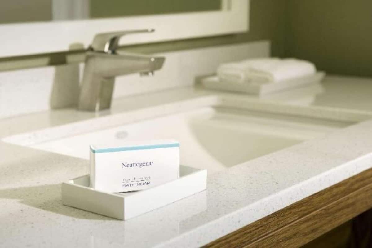 Articles de toilette gratuits, serviettes fournies