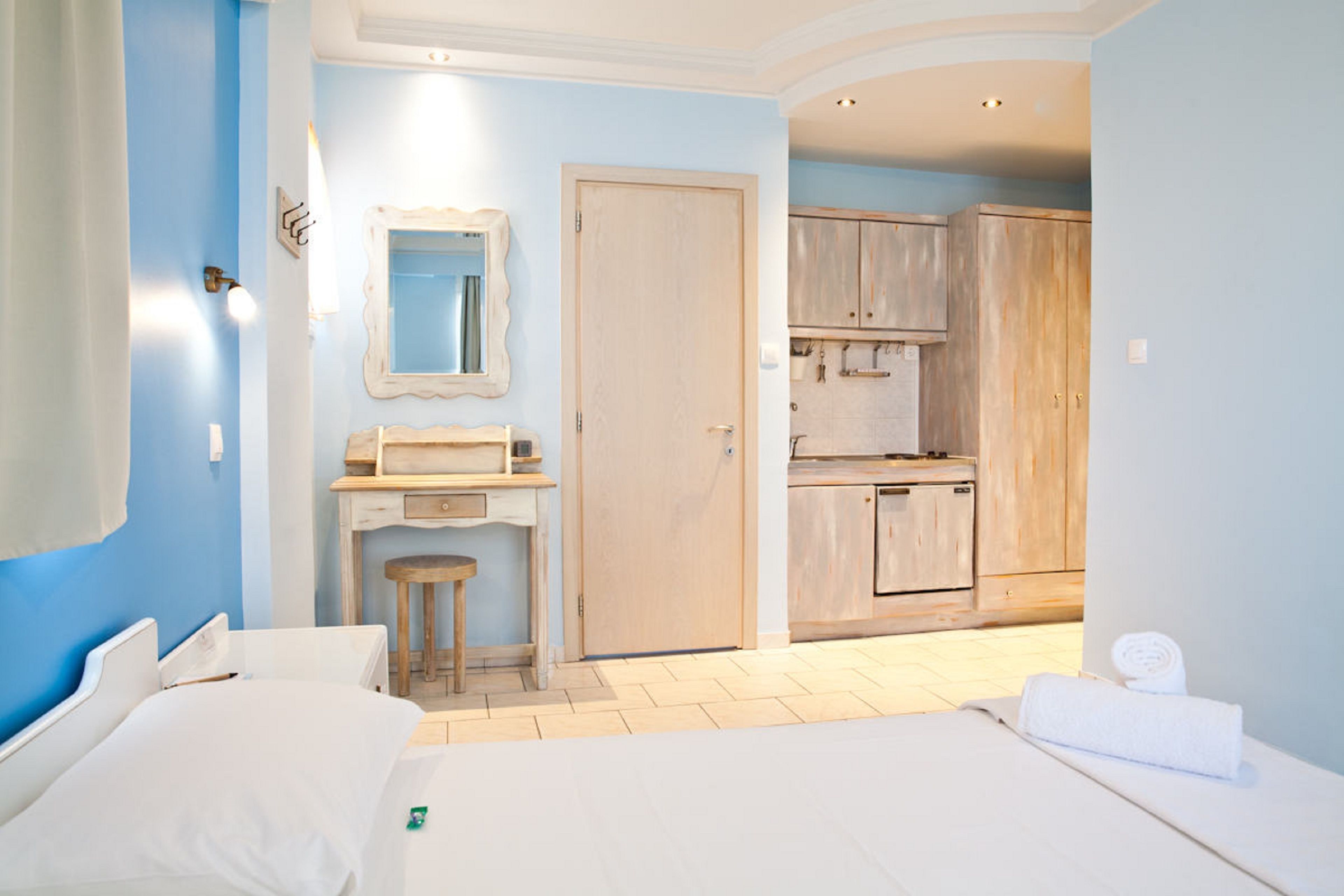 superior studio, 1 double or 2 single beds, non smoking (2 adults) | blackout curtains, iron/ironing board, free cots/infant beds, free wifi