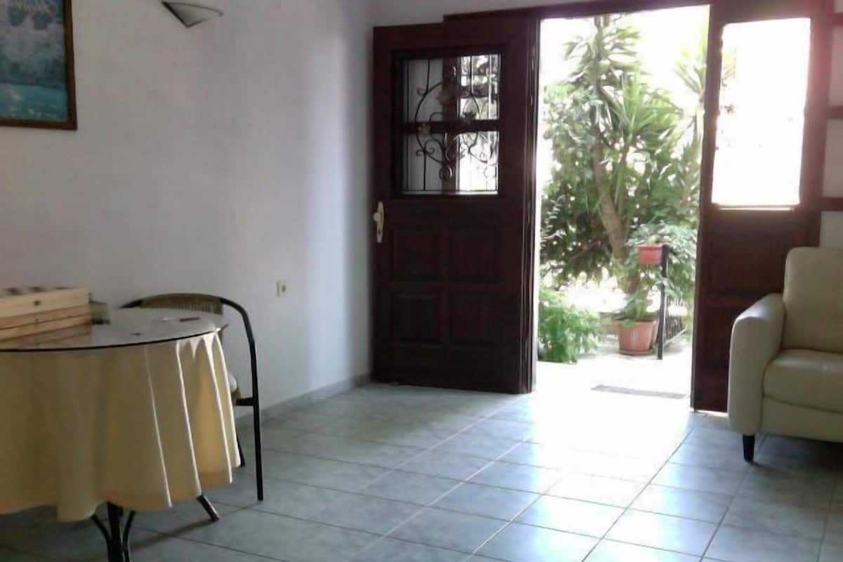 Twin Room (Ground floor) | Living area