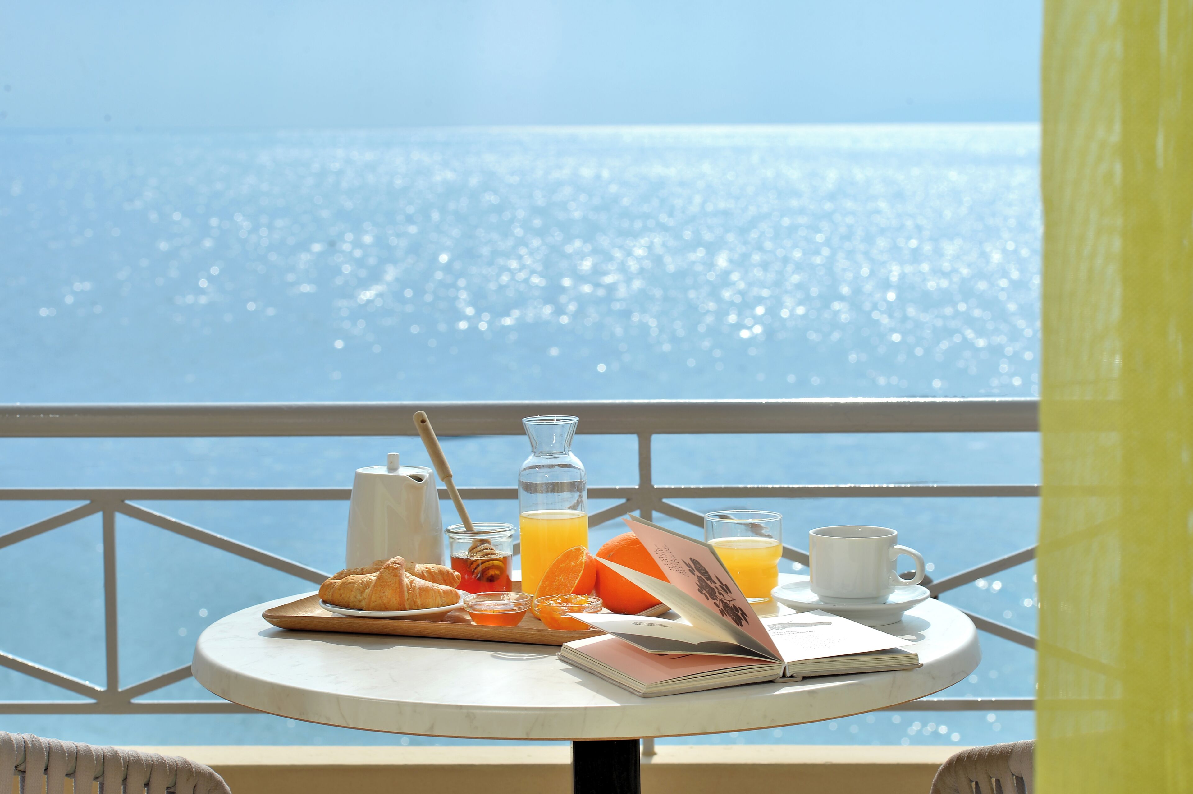 Bureau, lits bébé (gratuits), Wi-Fi gratuit