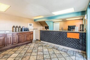 Lobby - Tampa Inn Fairgrounds (Tampa)
