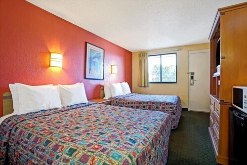 Tampa Inn Fairgrounds