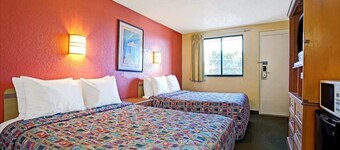 Tampa Inn Fairgrounds