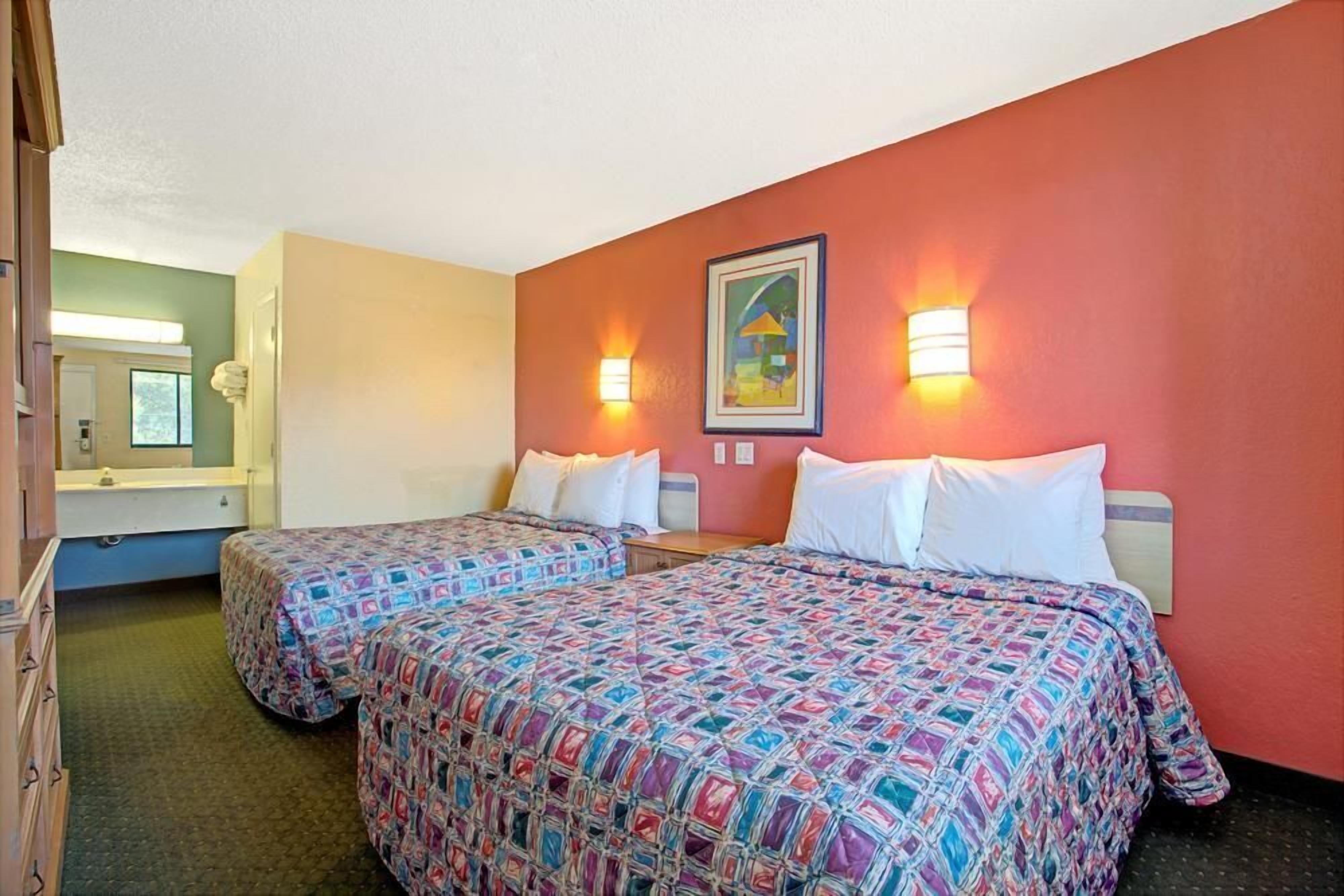 Standard Room, 2 Double Beds, Nonsmoking