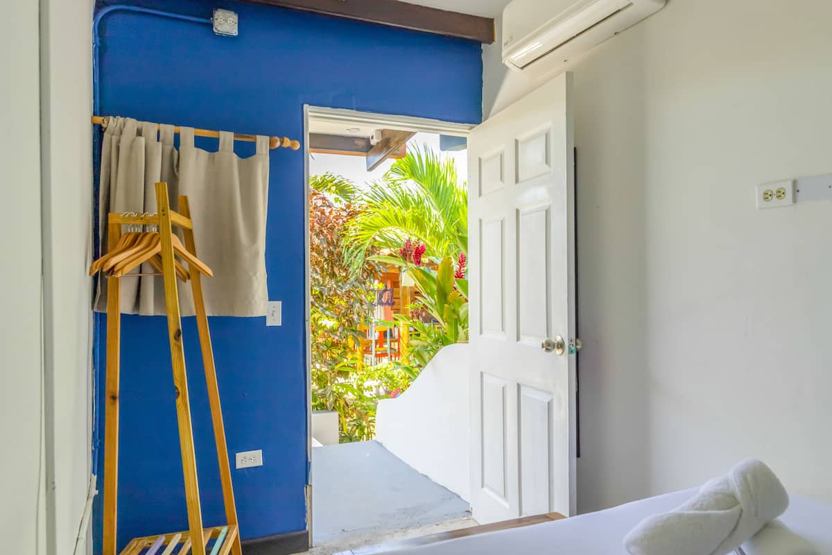 Chambres insonorisées, Wi-Fi gratuit, draps fournis