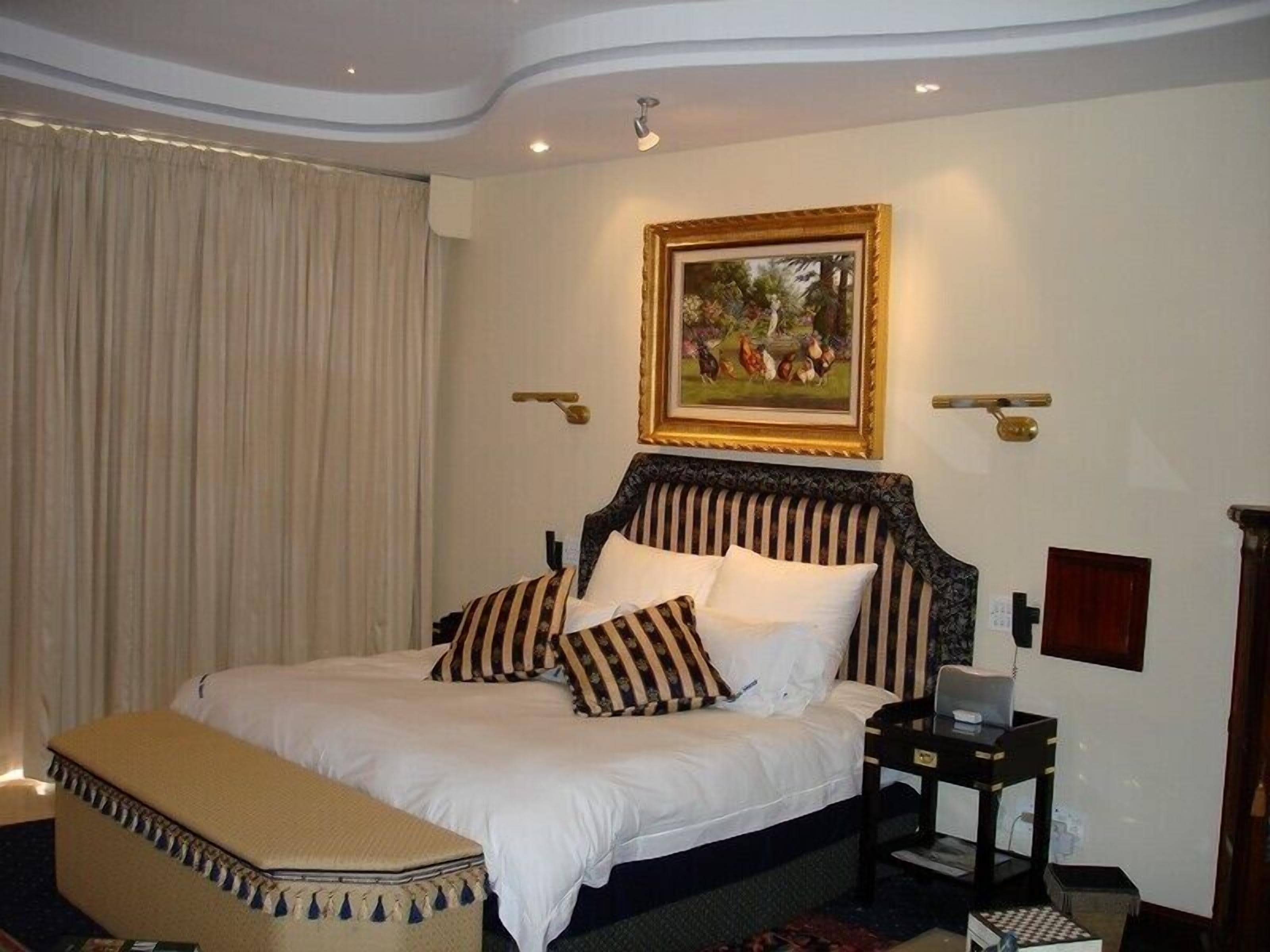 Presidential (5) | Minibar, laptop workspace, free WiFi