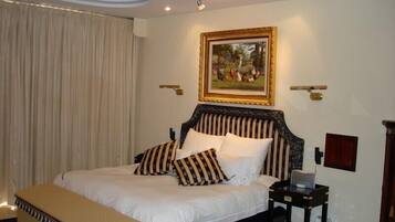 Presidential (5) | Minibar, laptop workspace, free WiFi