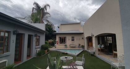 Rene's Guest House