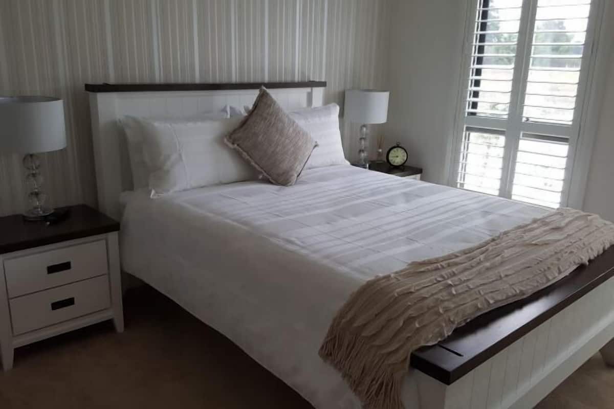1 Schlafzimmer, hochwertige Bettwaren, Minibar, Zimmersafe