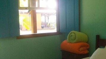 Frigobar, cofres nos quartos, Wi-Fi de cortesia