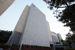 Front of property - Allee Hotel (Yongin)
