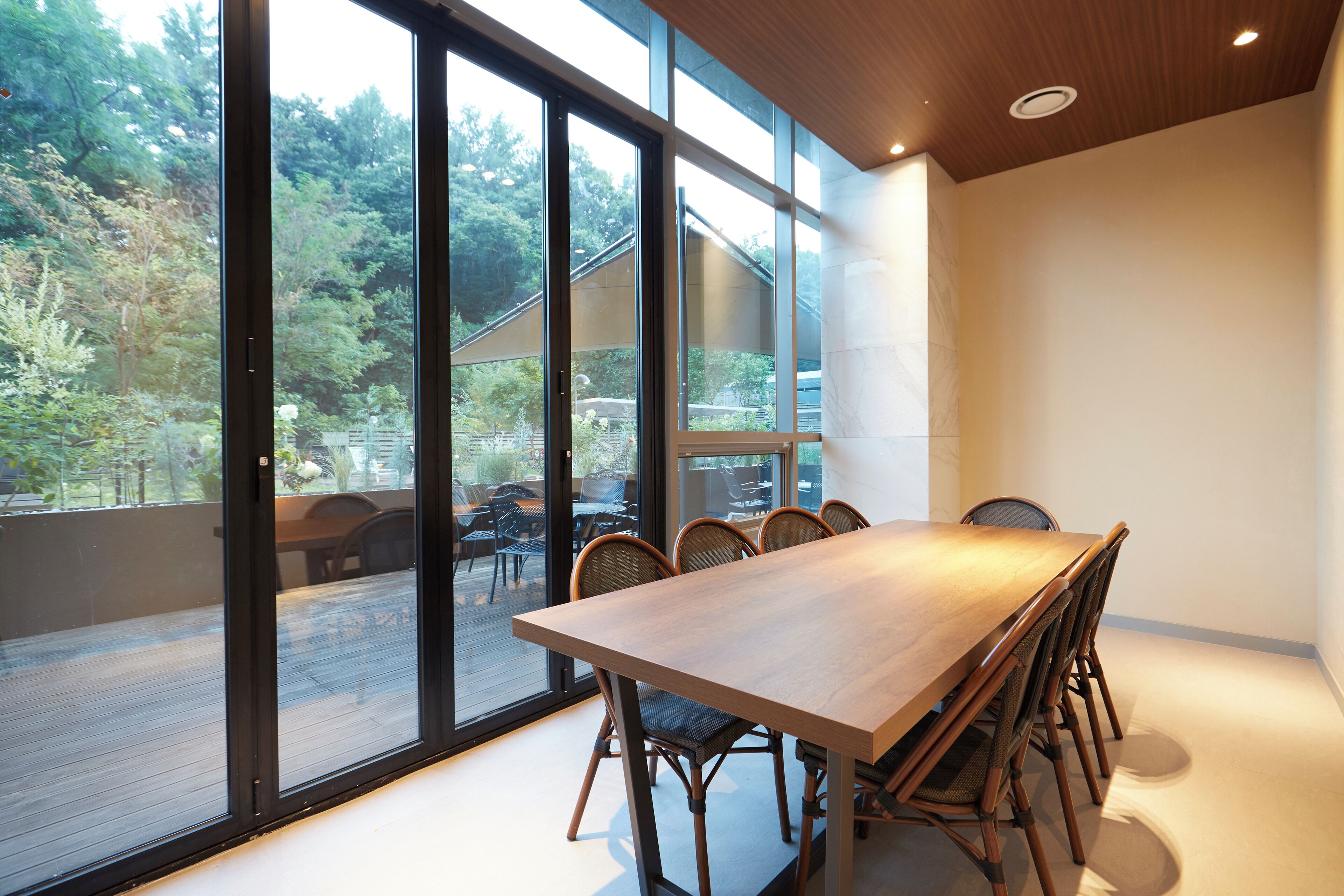 Meeting facility