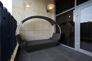 Suites Duplex (Over 36 month old surcharge 20000 KRW, Breakfast Included) | Terrace/patio - Allee Hotel (Yongin)