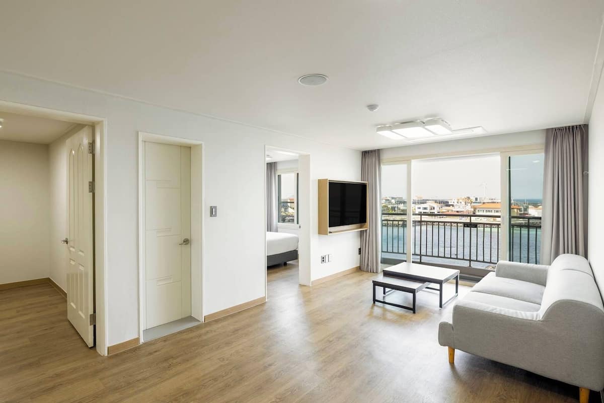 Kensington Royal Suite Ocean | 1 kamar tidur, Wi-Fi gratis, dan seprai linen