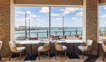 아침 식사, 점심 식사, 저녁 식사 제공, 한식