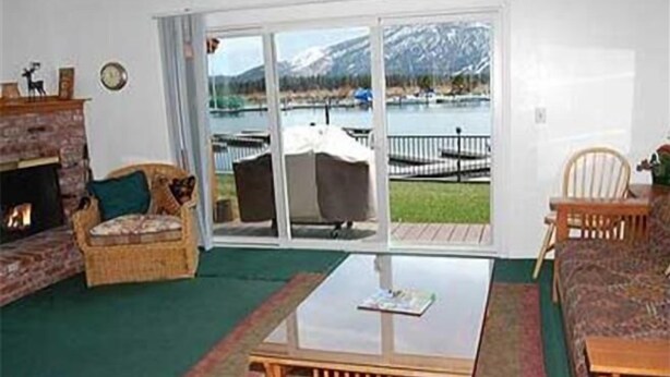 Unclassified image, 1 of 8, button - 405 Ala Wai (South Lake Tahoe)