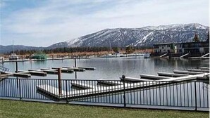 Unclassified image, 3 of 8, button - 405 Ala Wai (South Lake Tahoe)