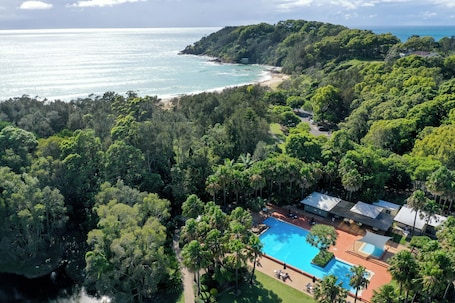 靠近海滩、冲浪运动/趴板冲浪、钓鱼. 查尔斯沃斯湾海滩度假村