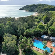 Charlesworth Bay Beach Resort