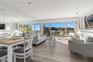 Executive Apartment, 1 Bedroom, Ocean View | Living area | Flat-screen TV