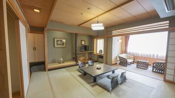 Japanese Suite Room - Non-smoking | In-room safe, desk, laptop workspace, iron/ironing board