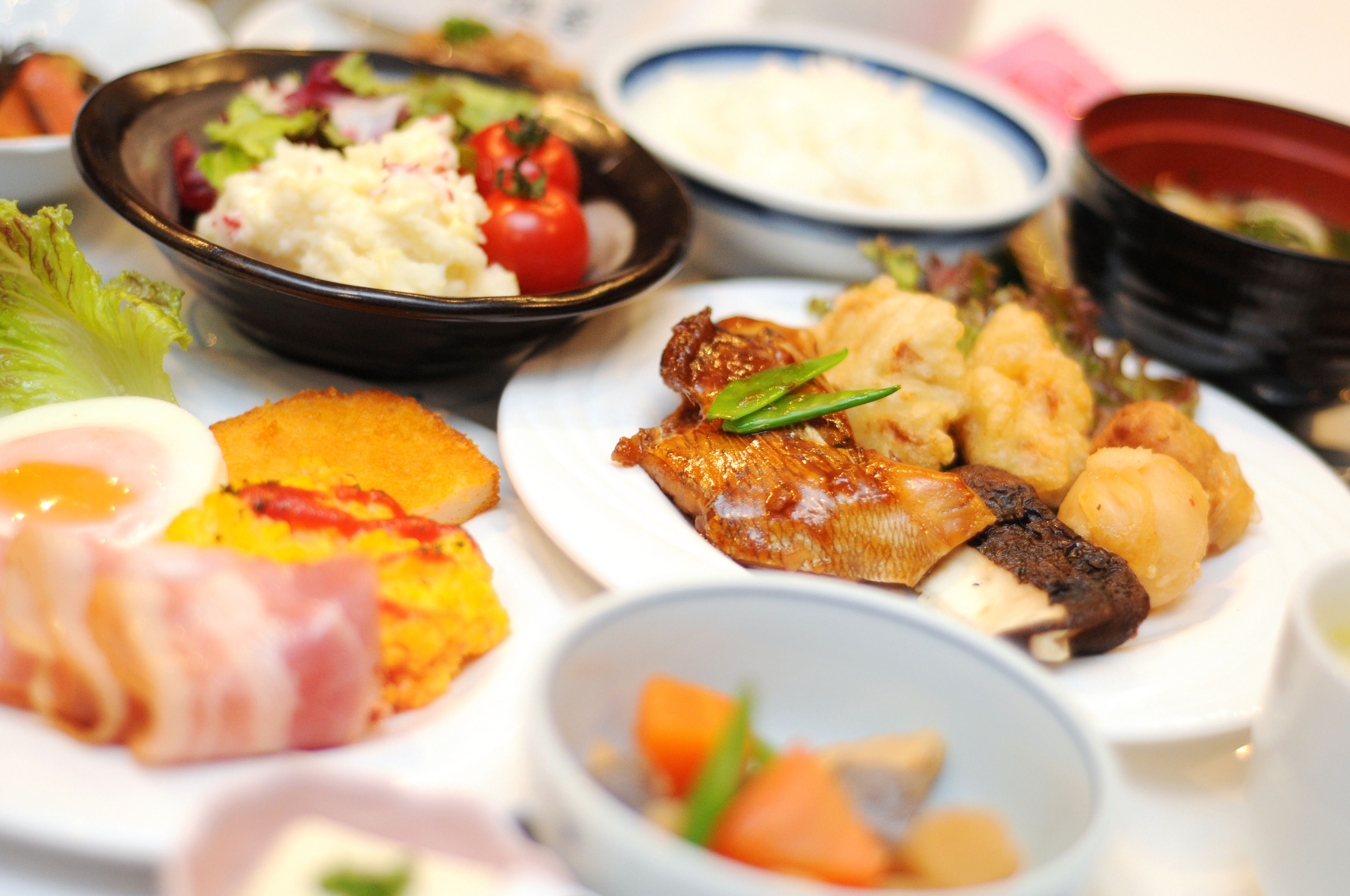 餐饮
