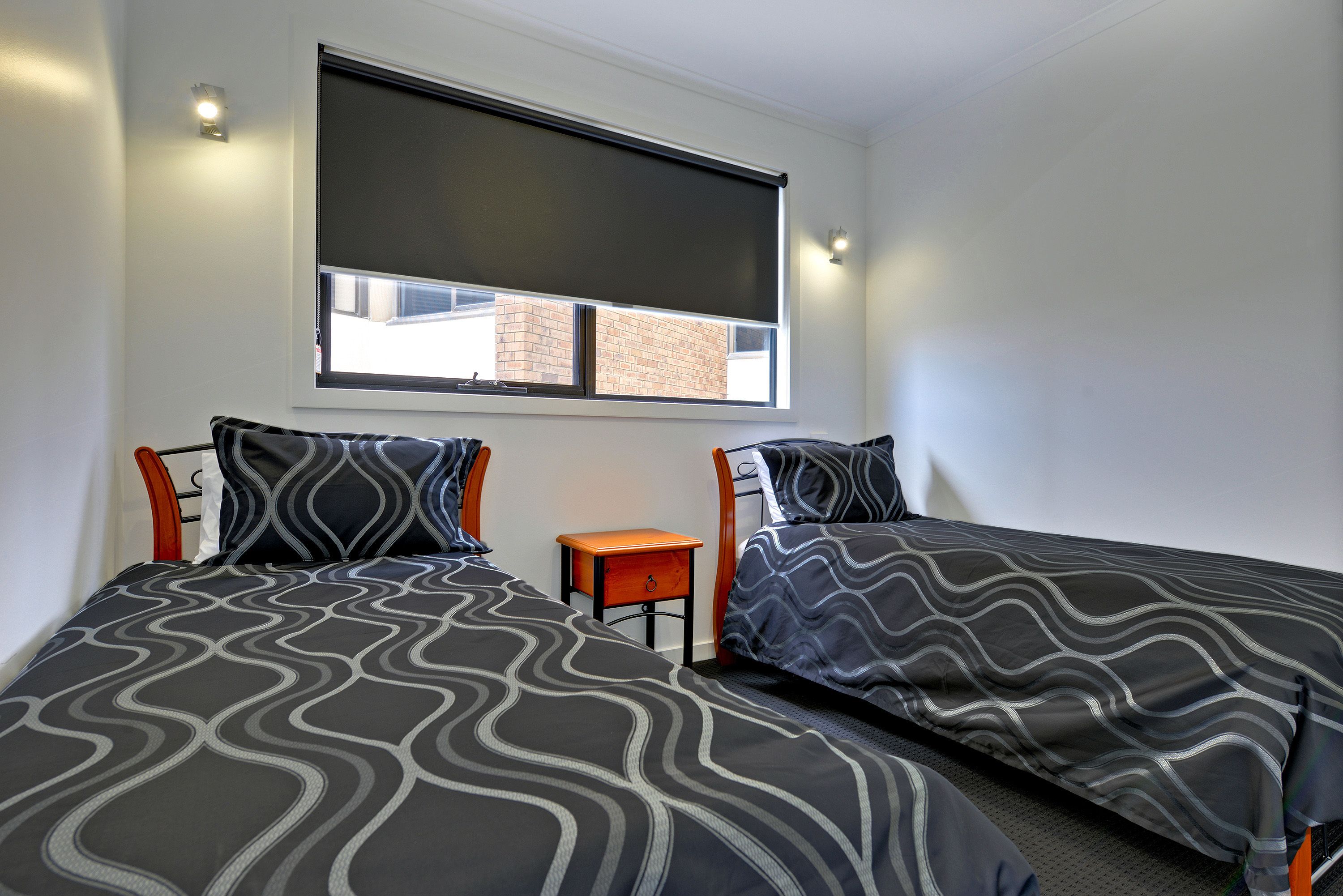 bay apartment, partial sea view (ground floor) | premium bedding, individually furnished, cots/infant beds, rollaway beds