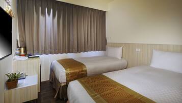 Meja kerja, kedap suara, dan Wi-Fi gratis