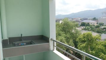 Standard Double Room | Desk, free WiFi