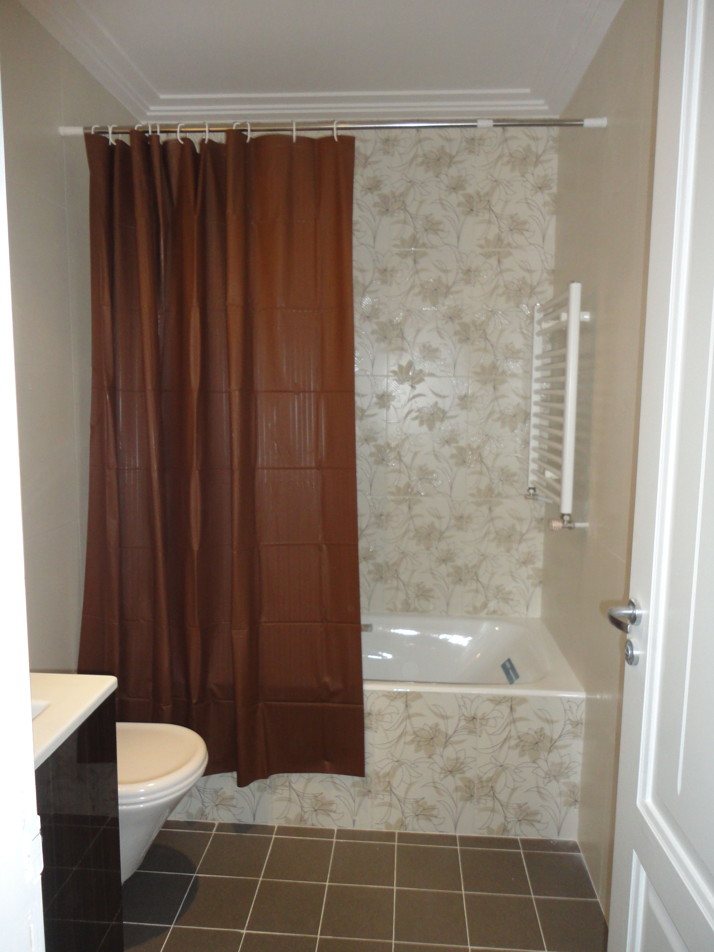 Premier Apartment, 2 Bedrooms | Bathroom | Bathtub, deep-soaking bathtub, towels