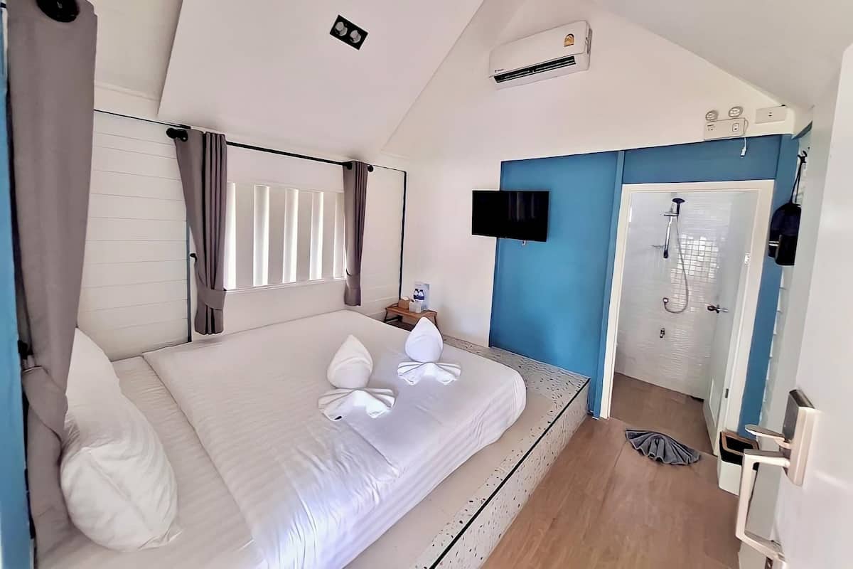 Standard Room | Bilik Mandi | Pancuran mandi, kelengkapan dandanan diri percuma, pengering rambut
