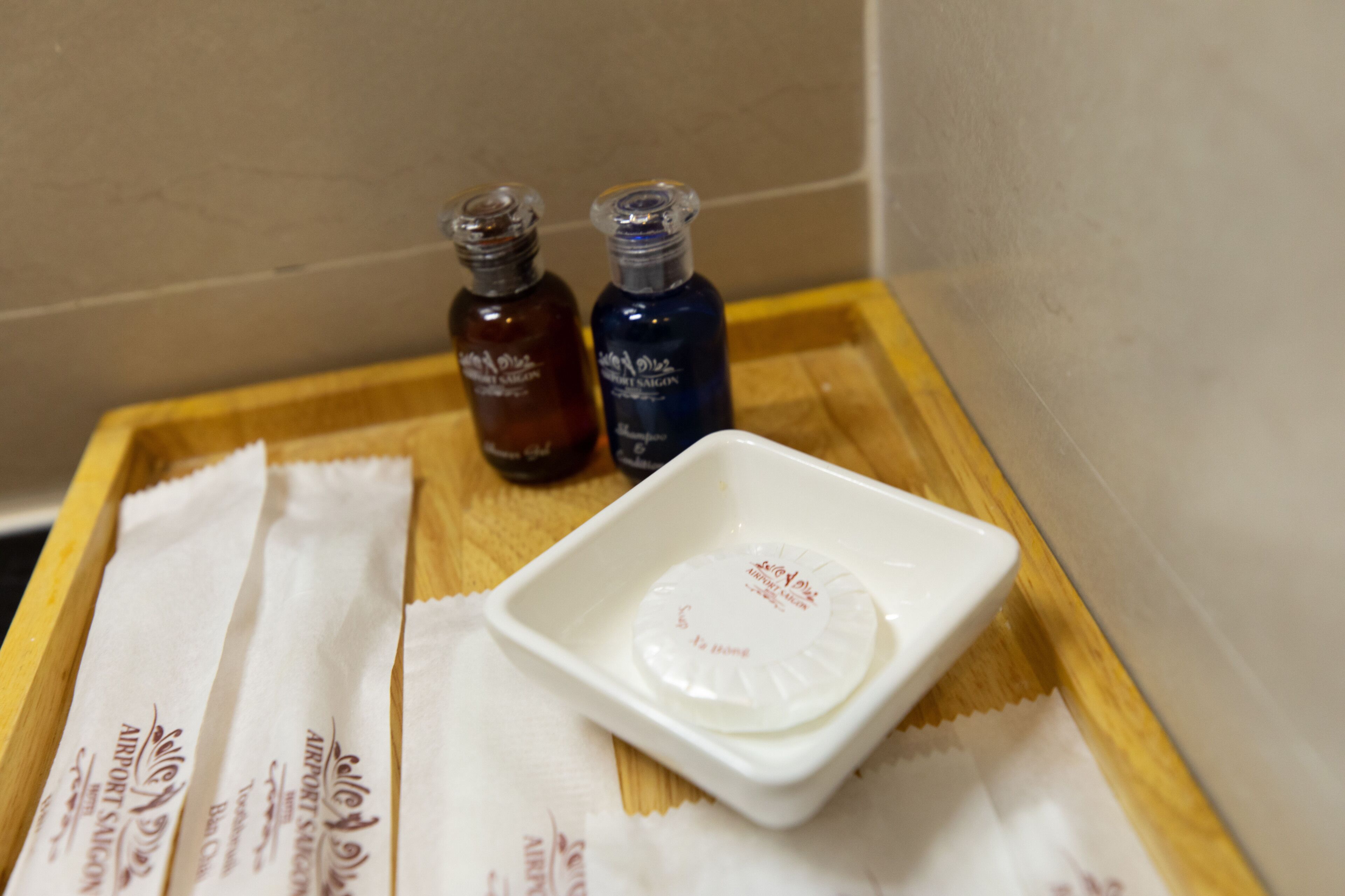 family room | bathroom | shower, free toiletries, bathrobes, bidet