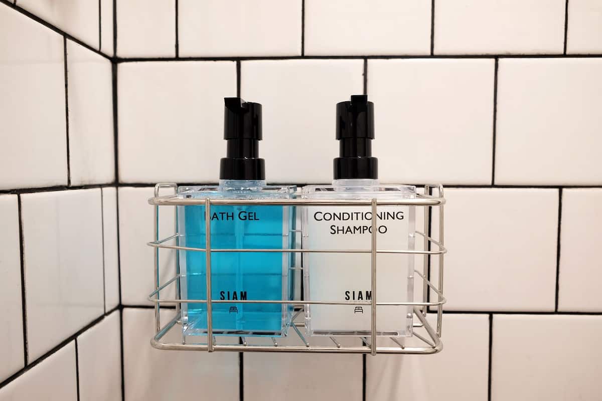 shower, free toiletries, towels