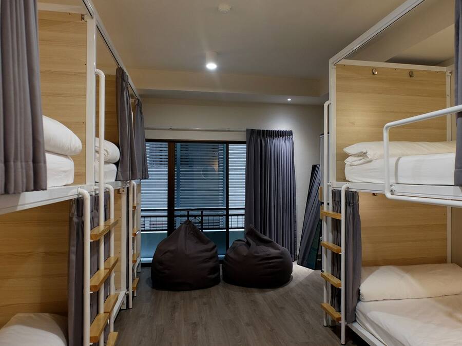 Shared Dormitory, Men only | Free WiFi, bed sheets