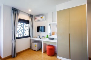 Standard Double Room | Room amenity