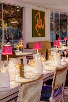 Σερβίρεται μεσημεριανό και βραδινό, με θαλασσινά