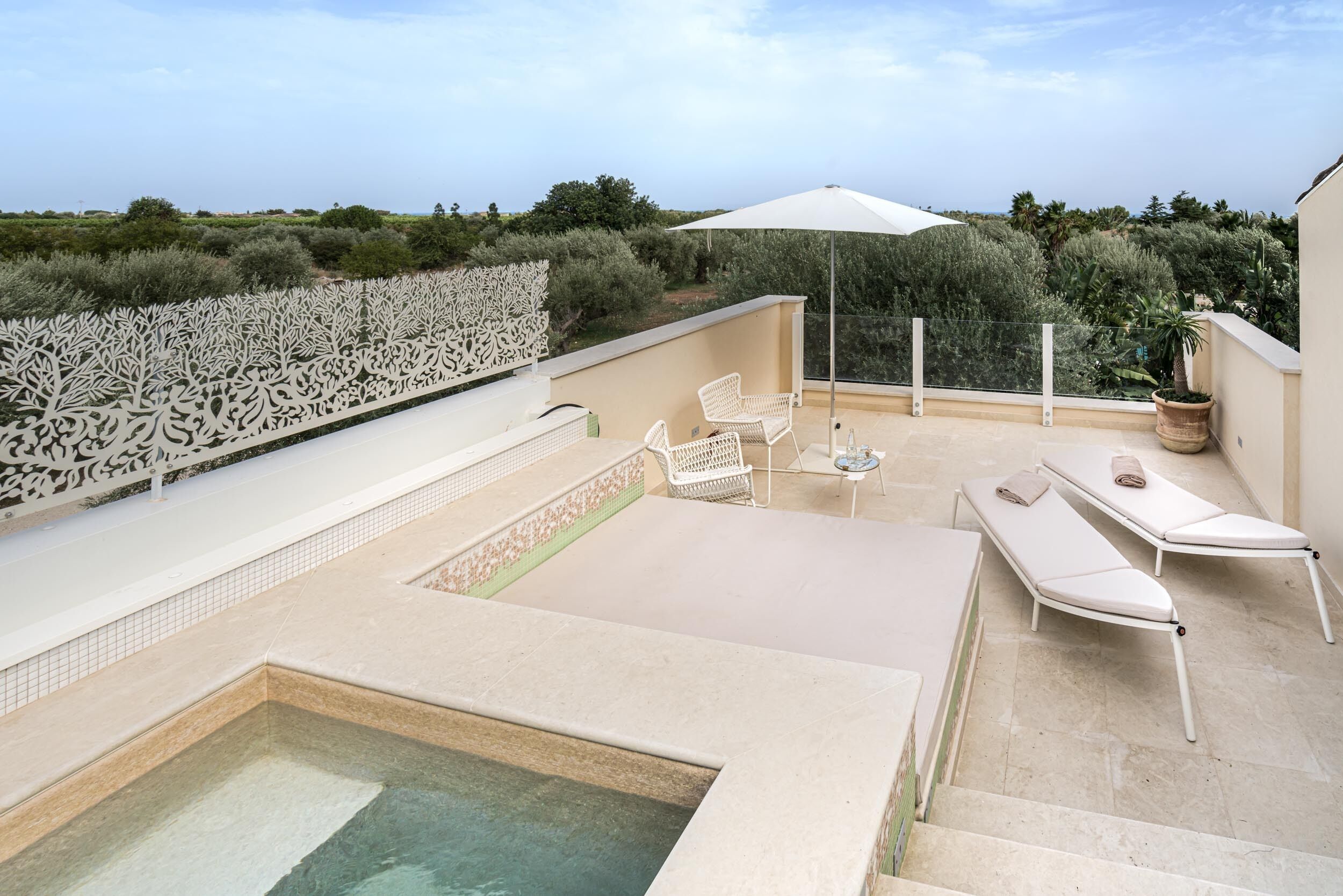 로맨틱 더블룸 또는 트윈룸 | 고급 침구, 미니바, 책상, 방음 설비