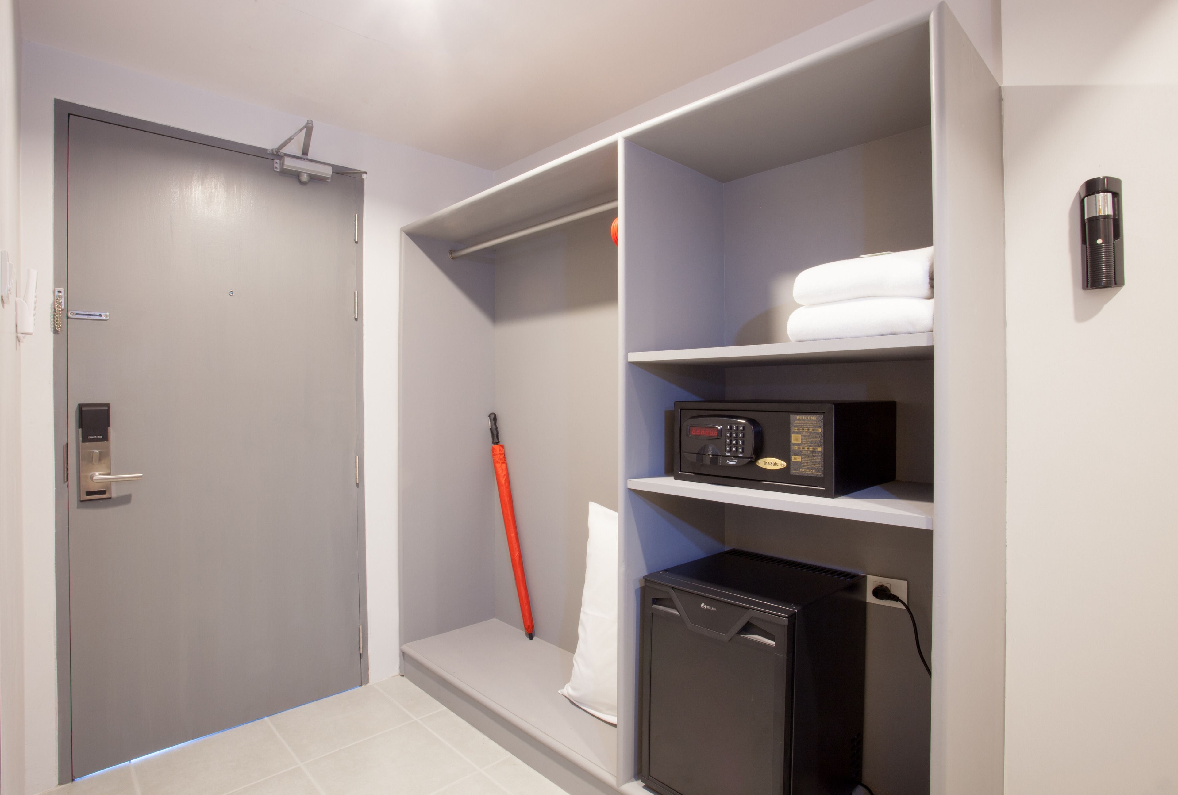 standard triple room | room amenity