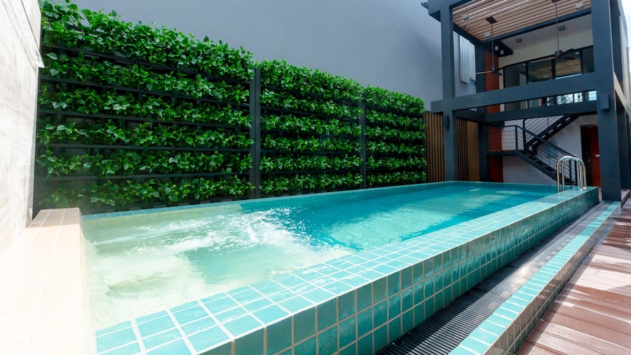 Recenta Style Phuket Town