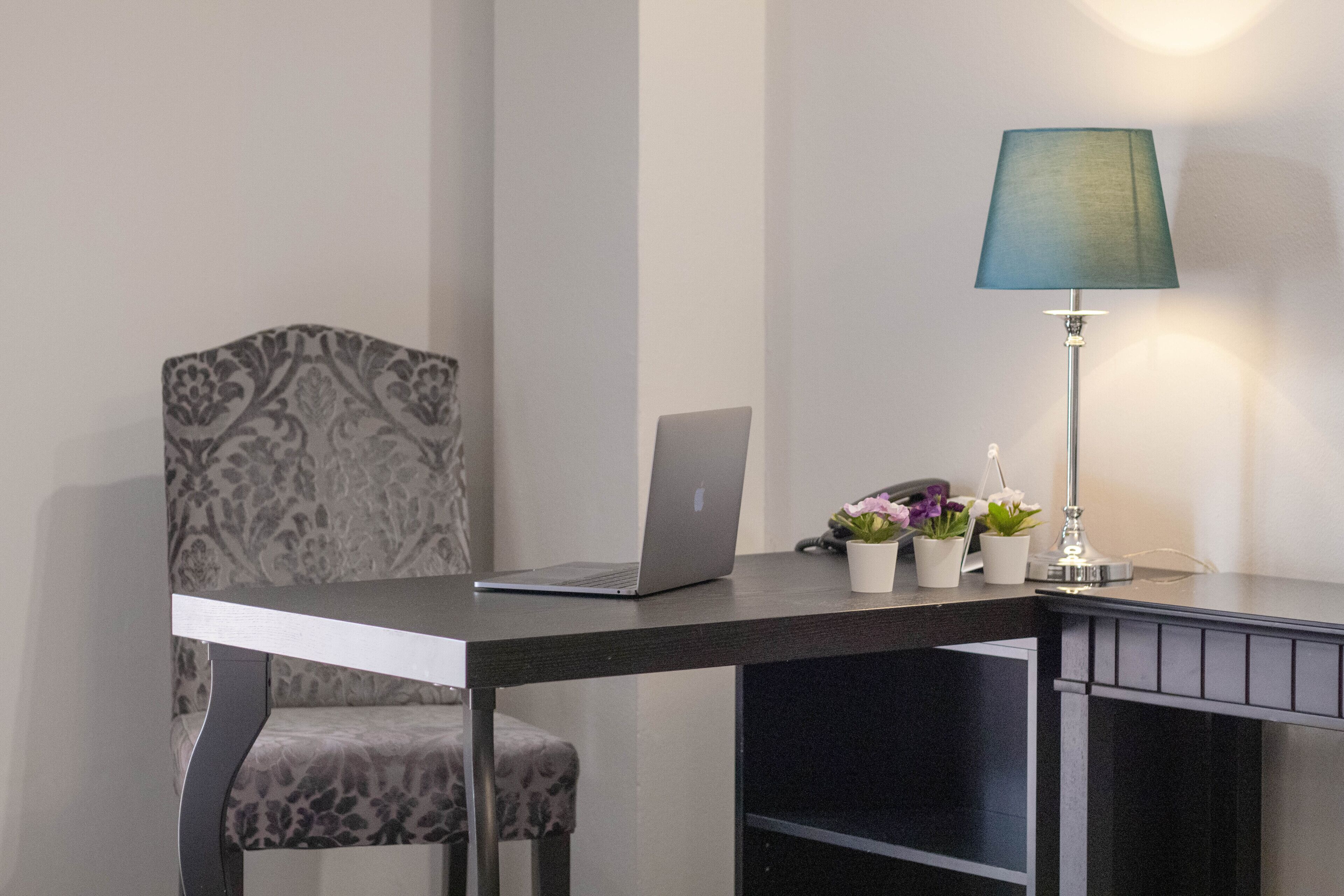 luxury king room | room amenity