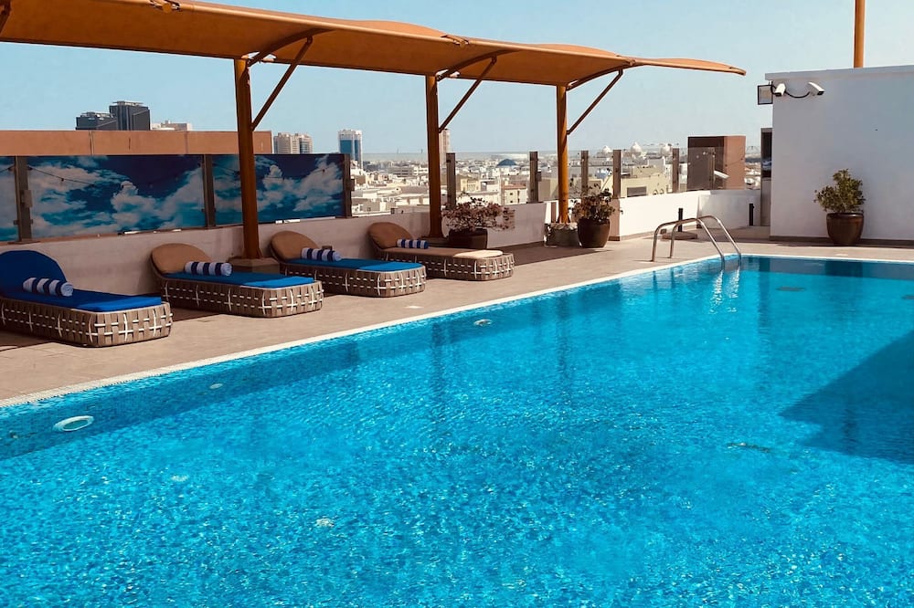 The Avenue Hotel