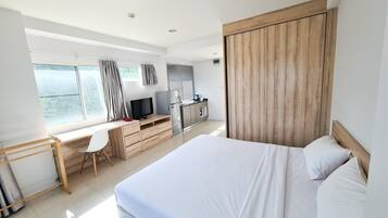 Studio Room