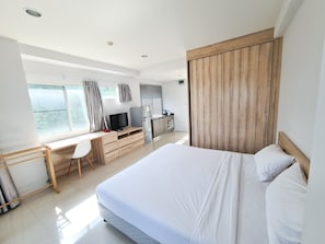 Studio Room | Escrivaninha, Wi-Fi de cortesia, roupa de cama