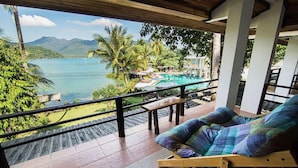 Deluxe Beach Front | 阳台