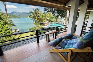 Deluxe Beach Front  | Balkon