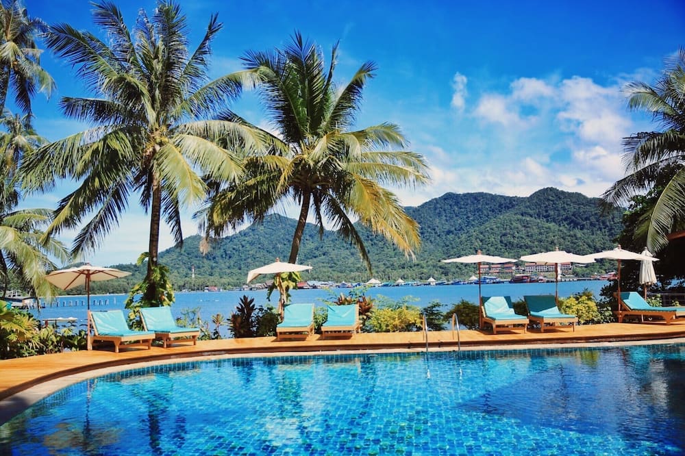 Resolution Resort
