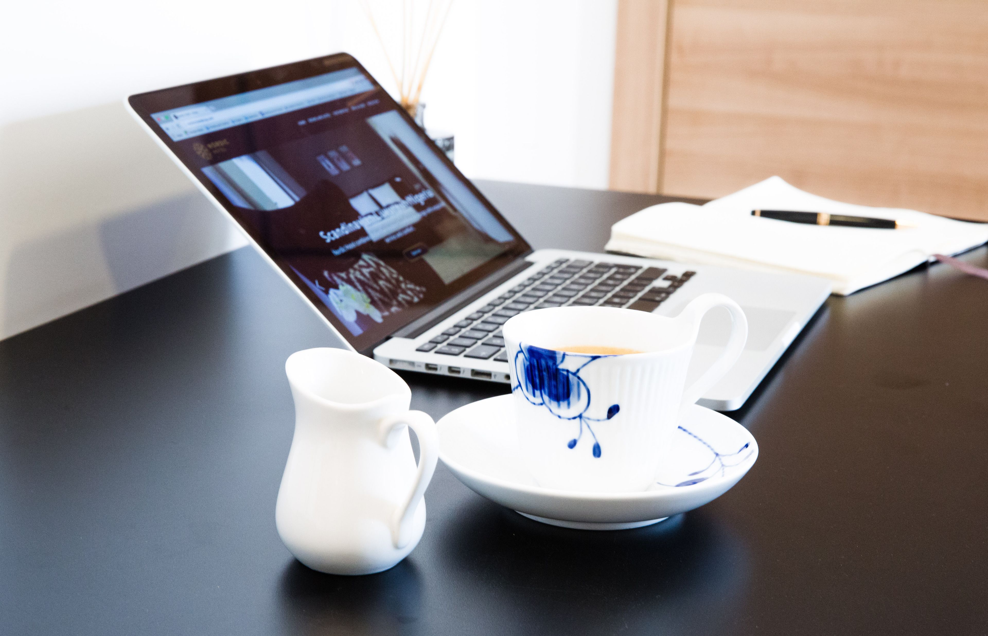 in-room business centre