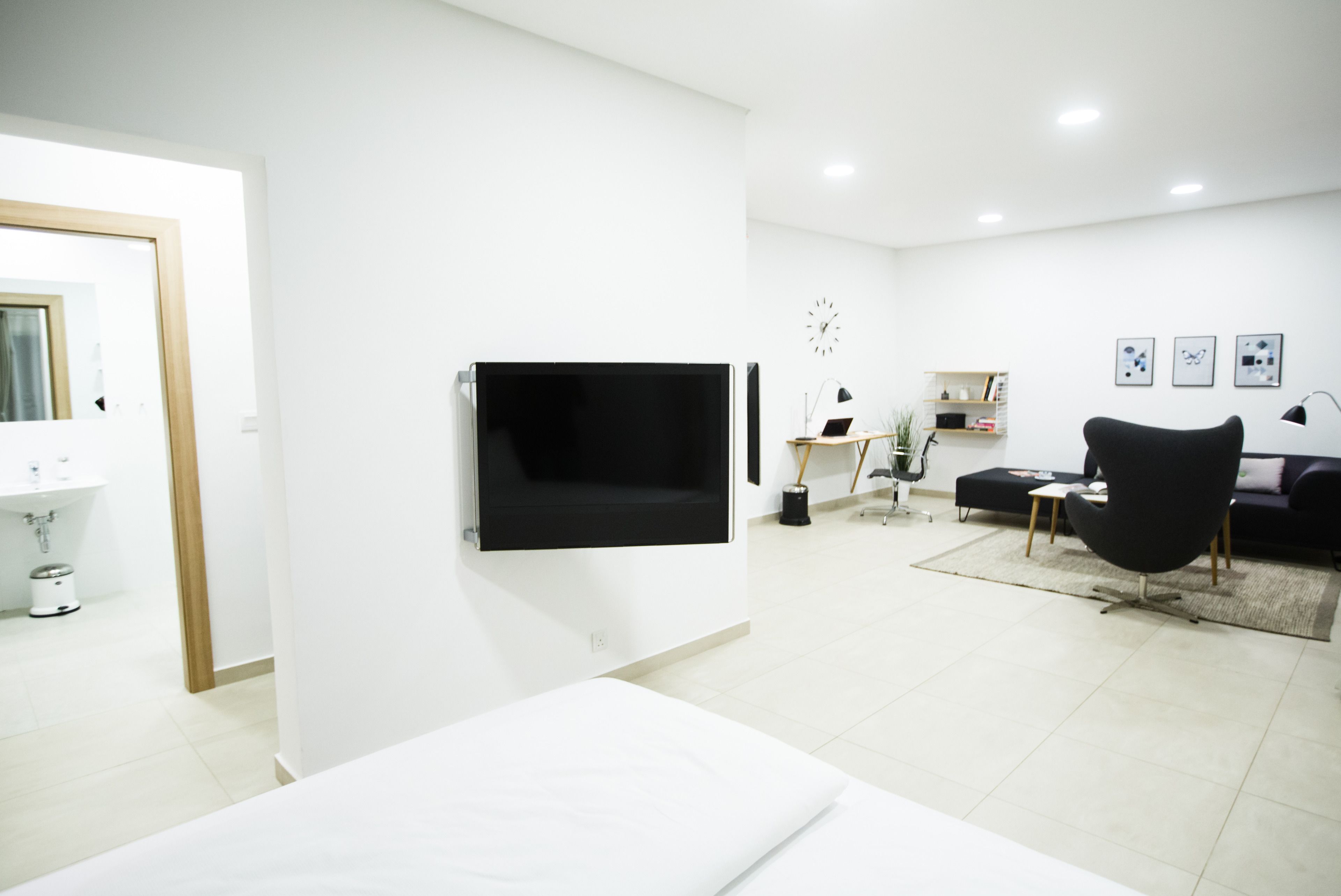 nordic suite (non-smoking) | minibar, in-room safe, desk, laptop workspace